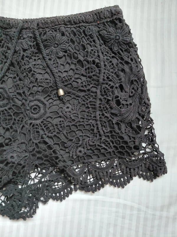 New Look Crochet lined shorts