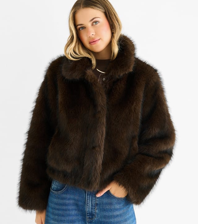 Gini London Women's Mid Brown Short Faux Fur Jacket Gini London New Look - 2