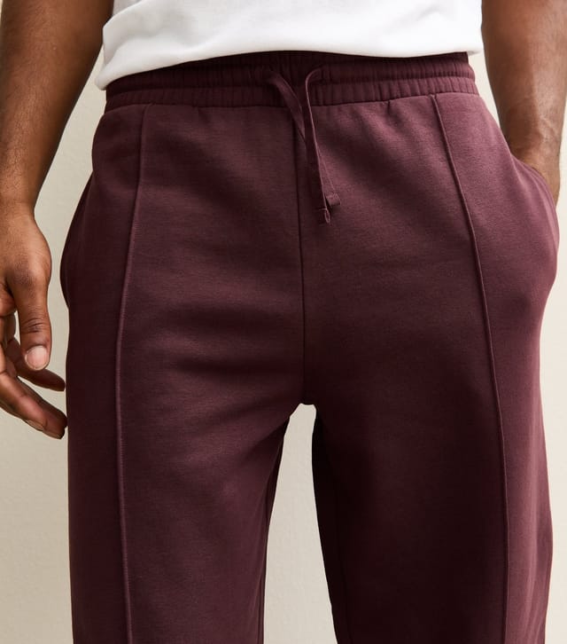 New Look Men's Burgundy Regular Pintuck Jersey Straight Leg Joggers New Look - 2