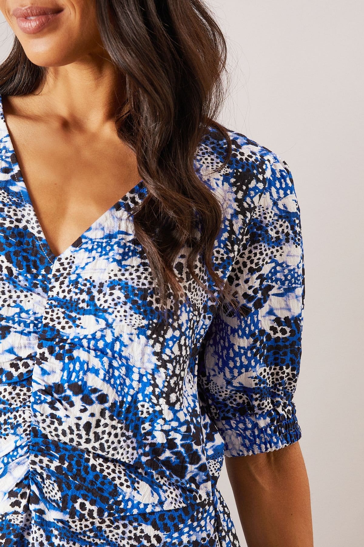 Wallis Wallis Women's Mixed Leopard Print Ruched Midi Dress in Blue - 4