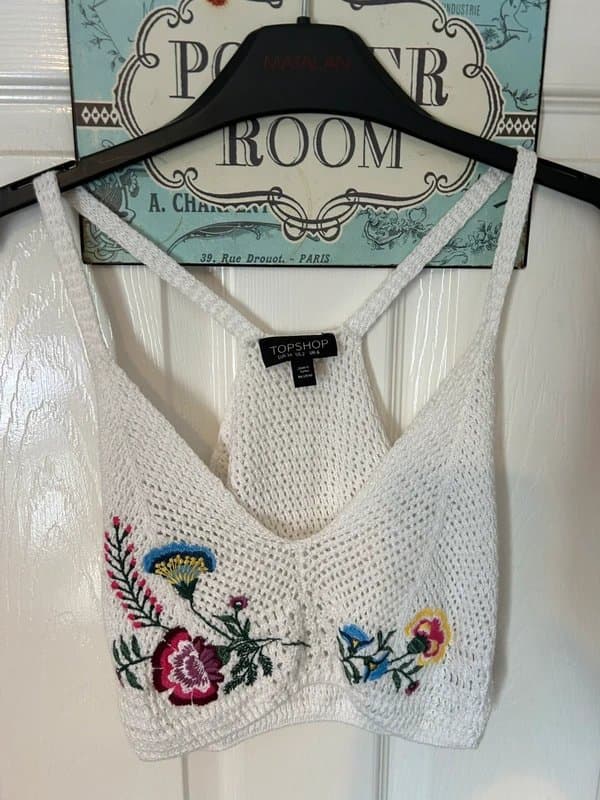 Topshop Gorgeous TopShop crochet embroidered little top