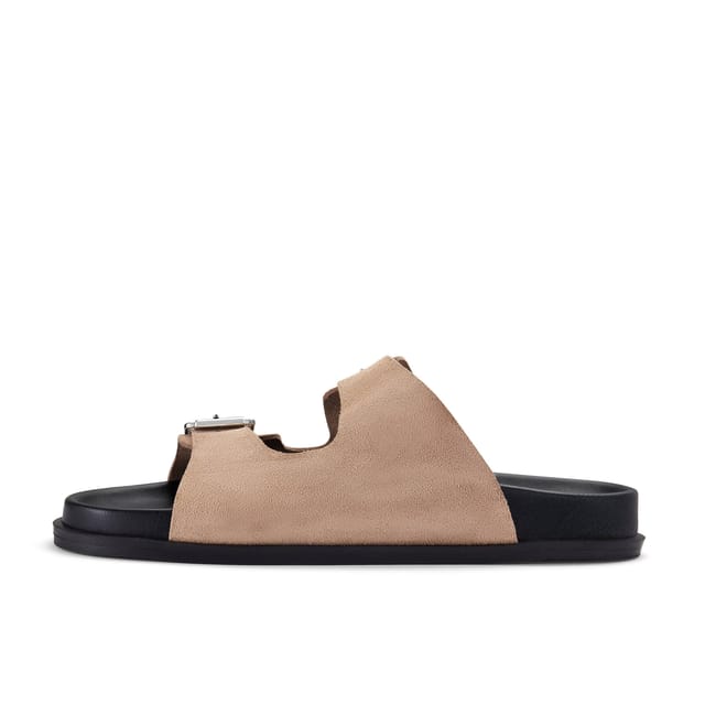Clarks Clarks Women's Zarlea Buckle Sand Suede Flat Sandals in Beige - 2