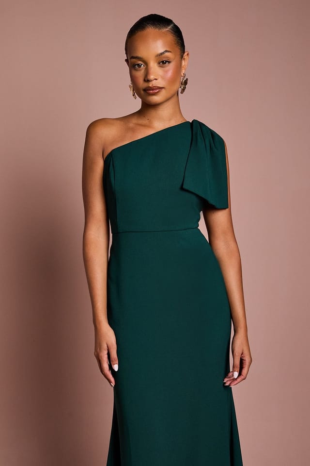 Coast Coast Women's Honoured Petite Bow One Shoulder Maxi Bridesmaid Dress in Emerald - 2