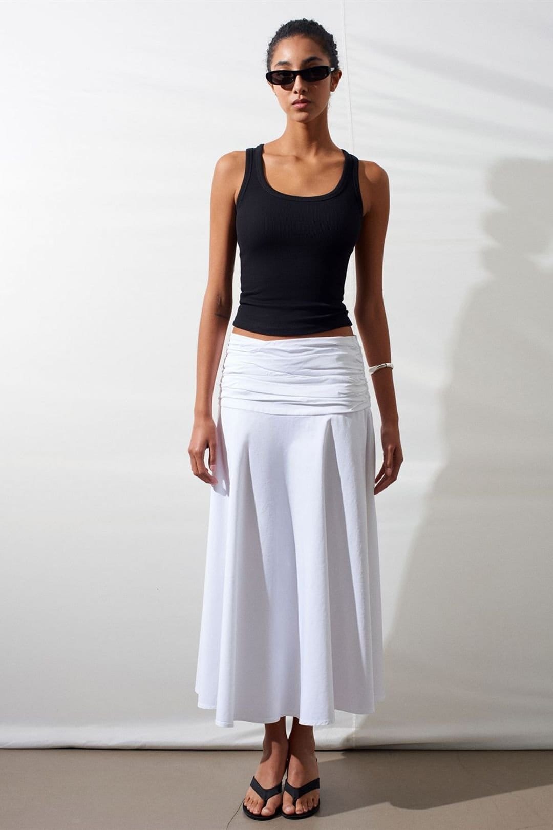 Dilvin Dilvin Women's High-Waist A-Line Midi Skirt in White - 4