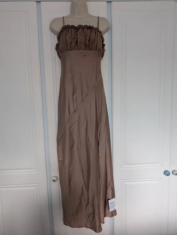 ASOS ASOS Design satin maxi dress with thigh split in mocha size 10