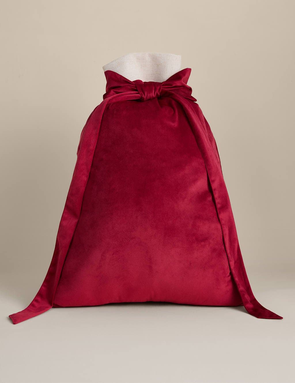 Marks & Spencer M&S Velvet Bow Sack Red Mix