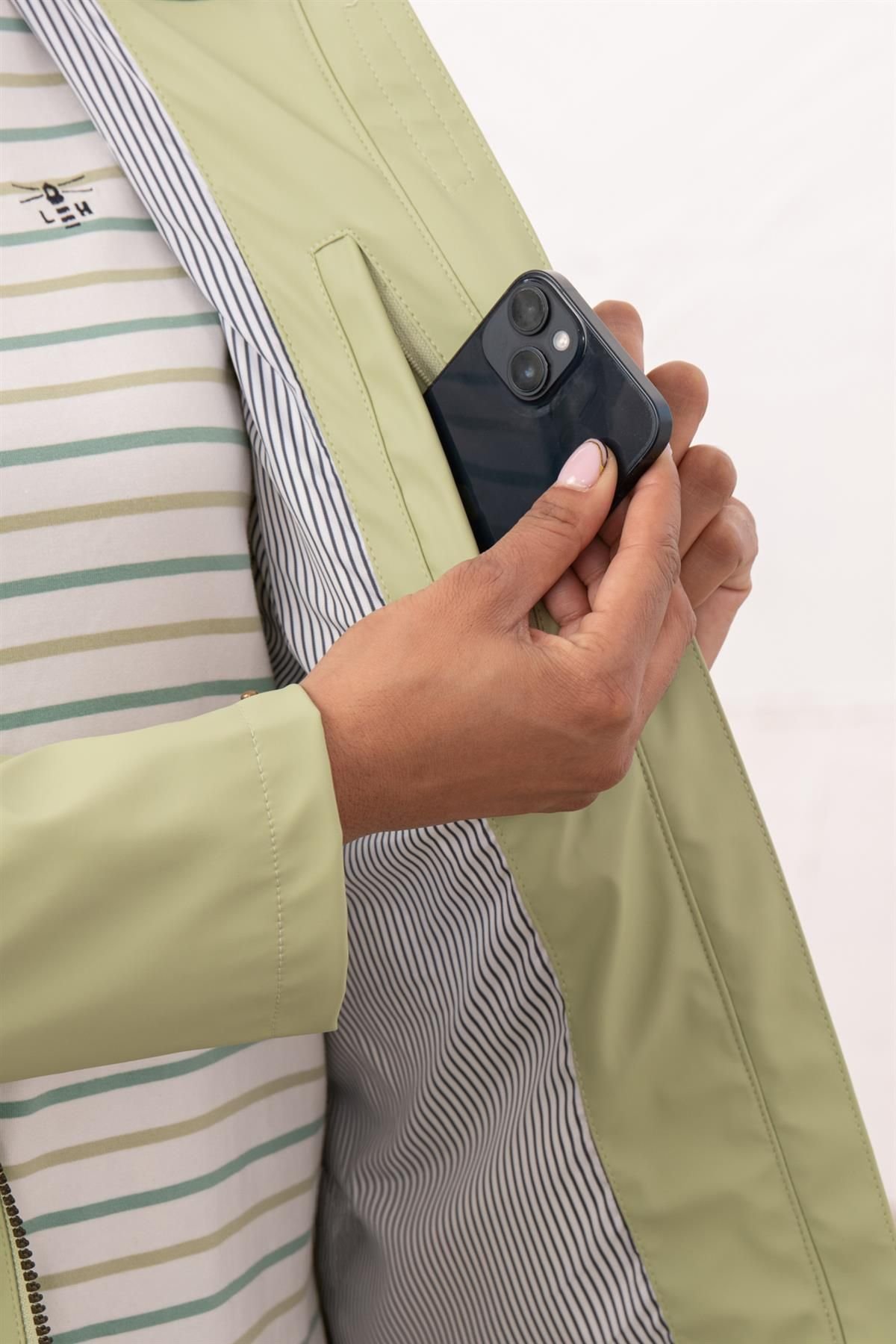 Lighthouse Clothing Lighthouse Clothing Women's Lucy Jacket in Green - 2