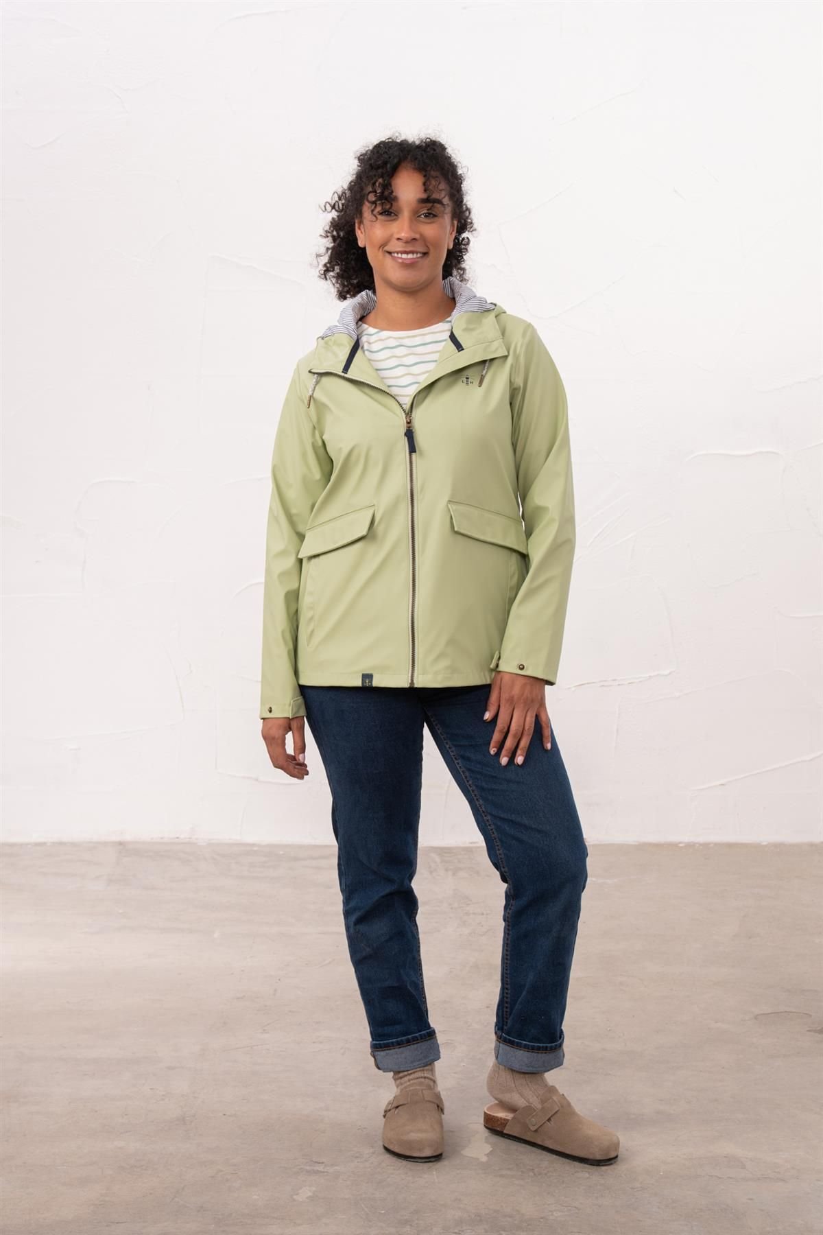Lighthouse Clothing Lighthouse Clothing Women's Lucy Jacket in Green - 4