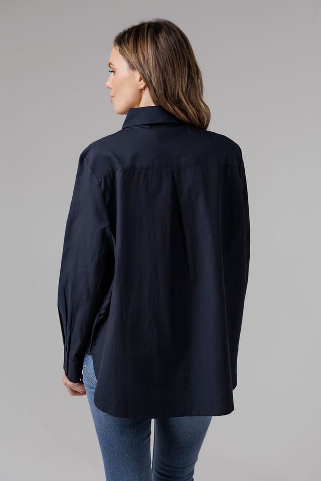 French Connection French Connection Women's Cotton Long Sleeve Chest Pocket Poplin Popover High-Low Hem Shirt in Navy - 2