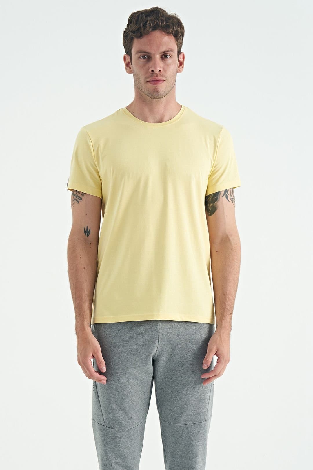 Tommy Life Tommy Life Men's Cotton Elastane Crew Neck T-Shirt in Lemon