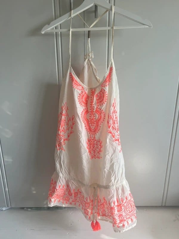 River island halter neck cream coral embroidery mini dress backless