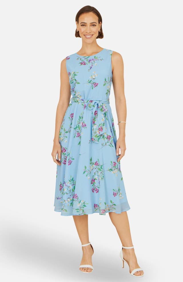 Yumi Yumi Women's Floral Print Midi Skater Dress in Baby Blue - 2
