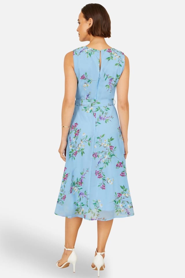 Yumi Yumi Women's Floral Print Midi Skater Dress in Baby Blue - 3