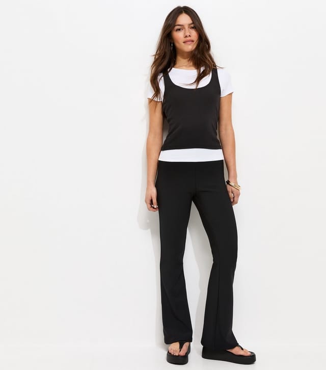 New Look Women's Petite Black Rib Flared Trousers New Look - 3