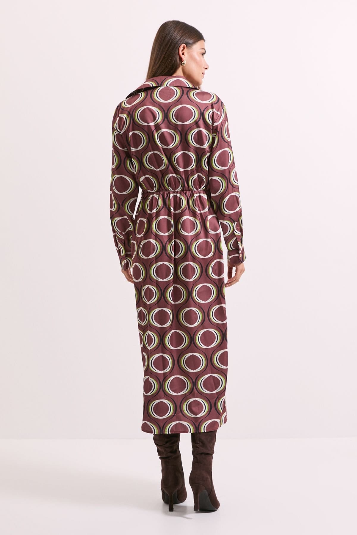 Principles Principles Women's Geo Satin Collar Midi Dress in Brown - 4