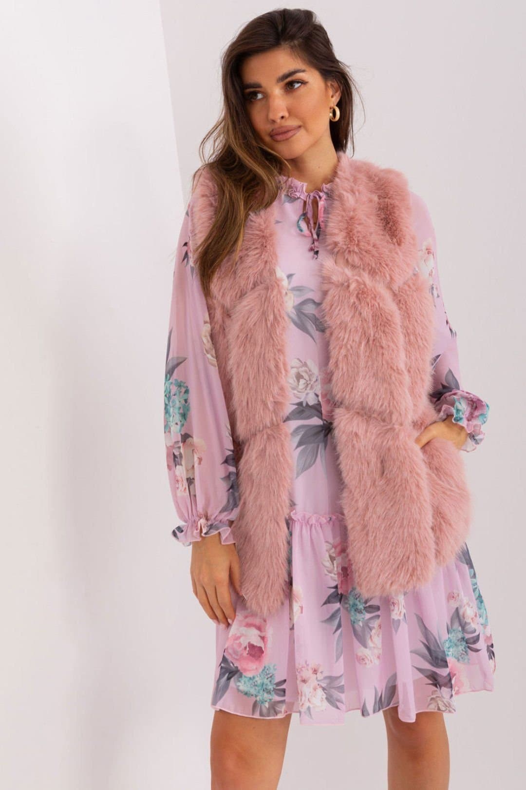 Love Lace Love Lace Women's Soft Lined Polyester Faux Fur Vest with Pockets in Pink