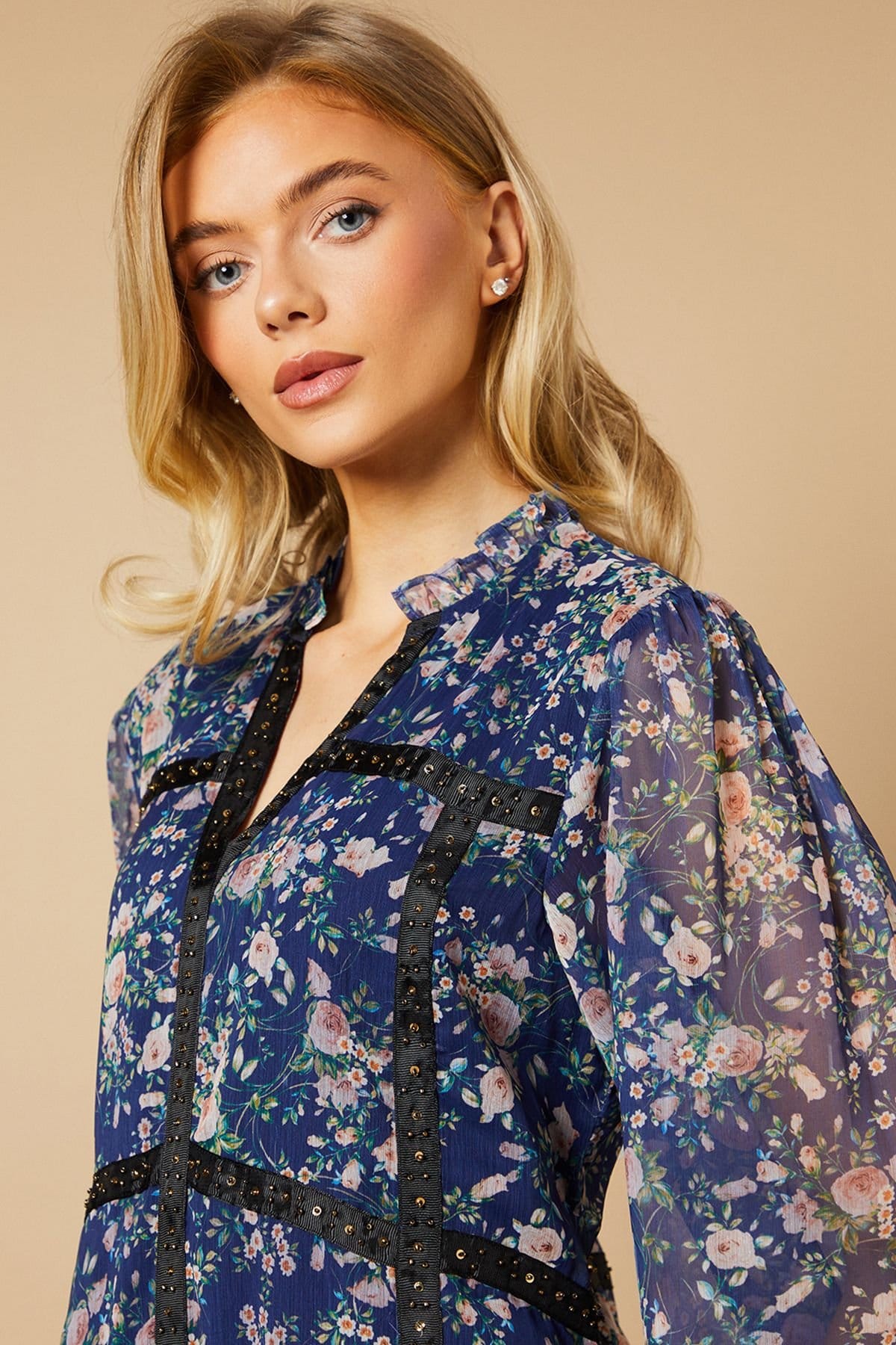 Oasis Oasis Women's Floral Chiffon Hand Embellished Trim Mini Dress in Blue - 4