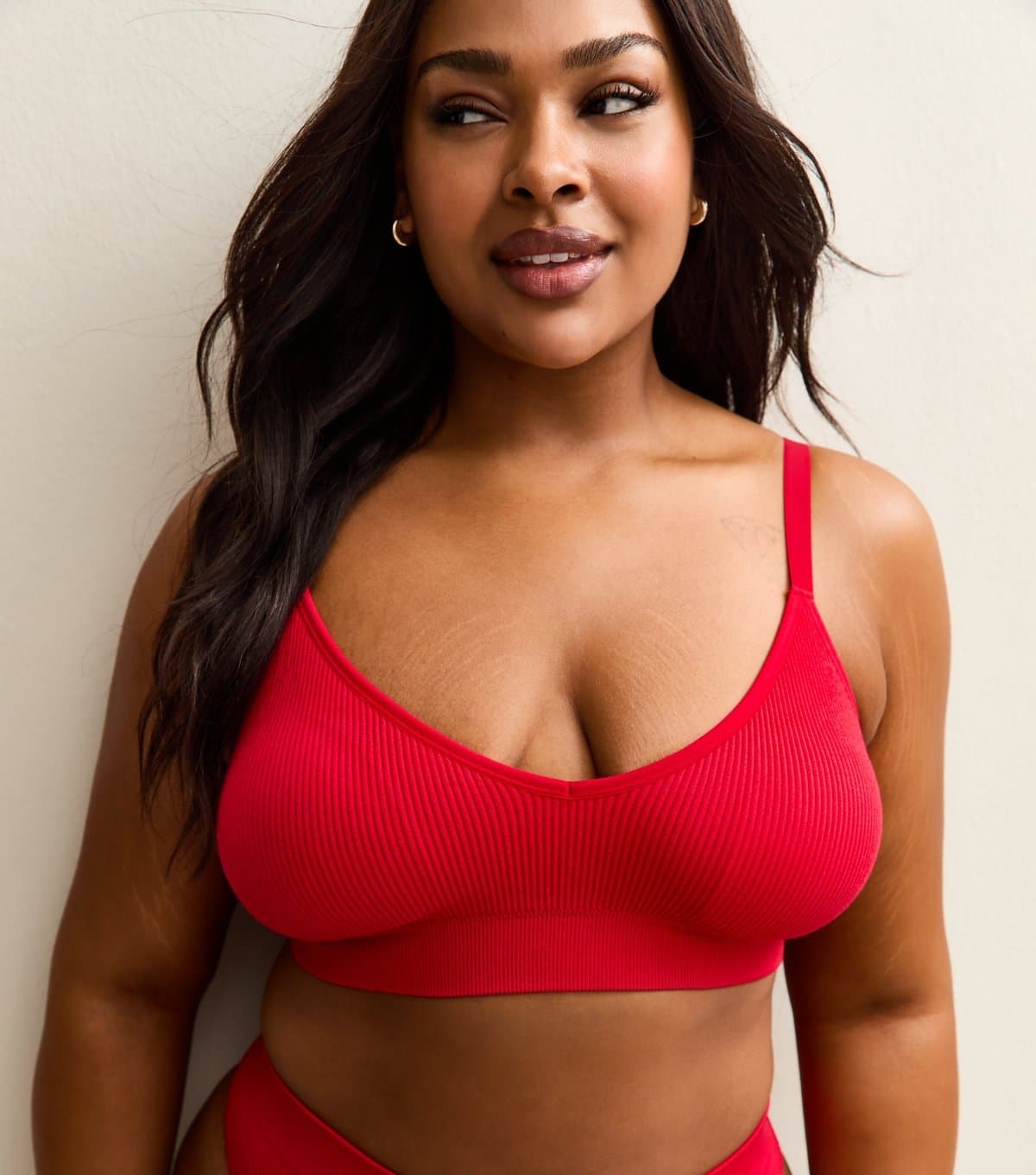 New Look Women's Plus Size Red Ribbed Seamless Bra Curves New Look