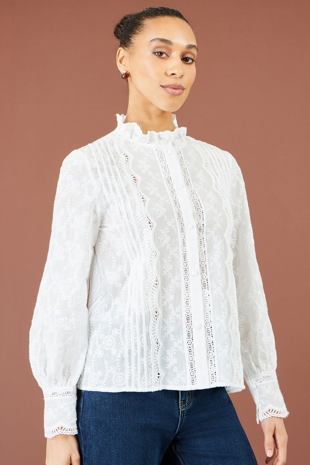 Yumi Yumi Women's Floral Cotton Shirt With Lace Details in White