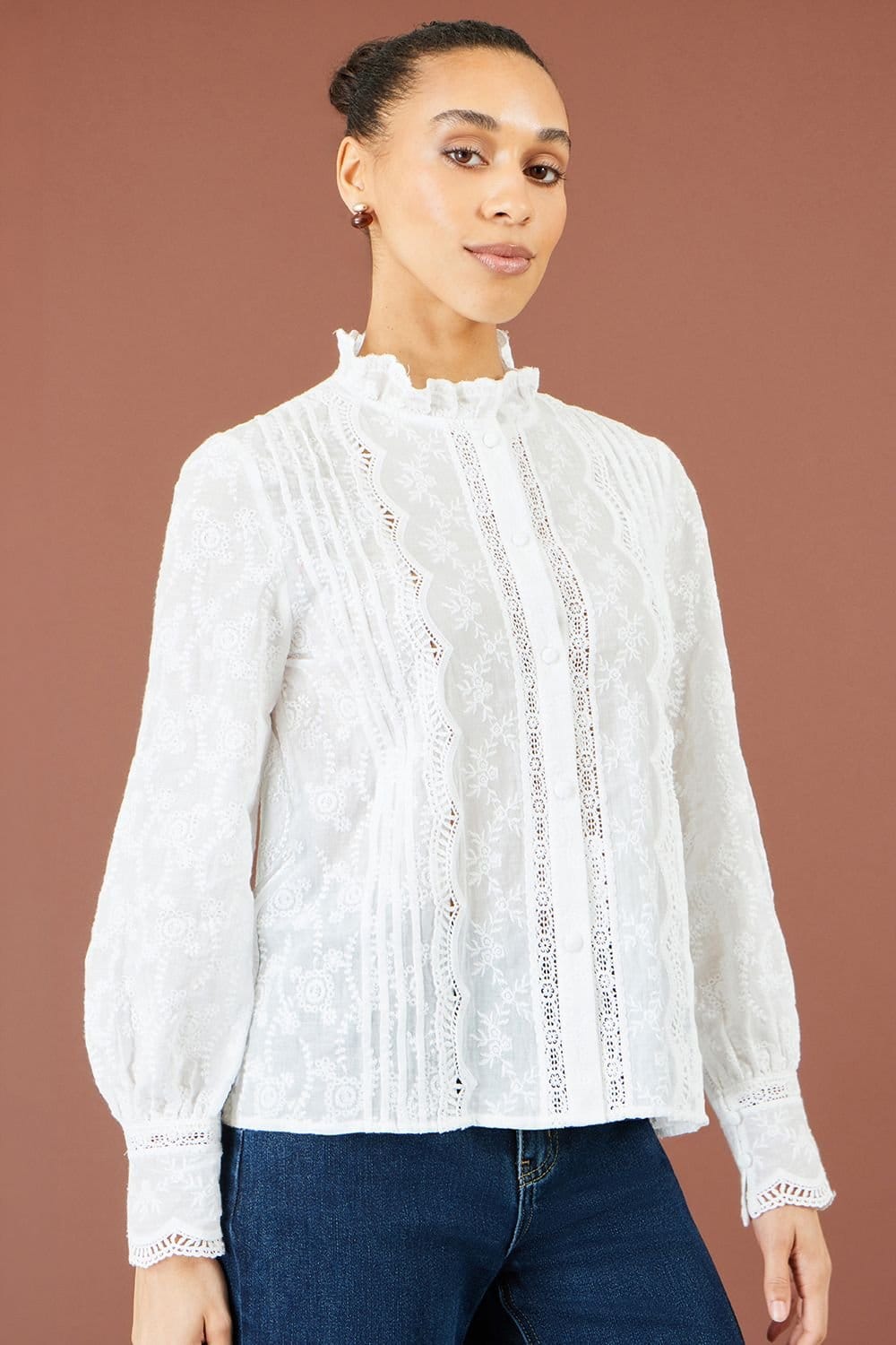Yumi Women's Floral Cotton Shirt With Lace Details in White