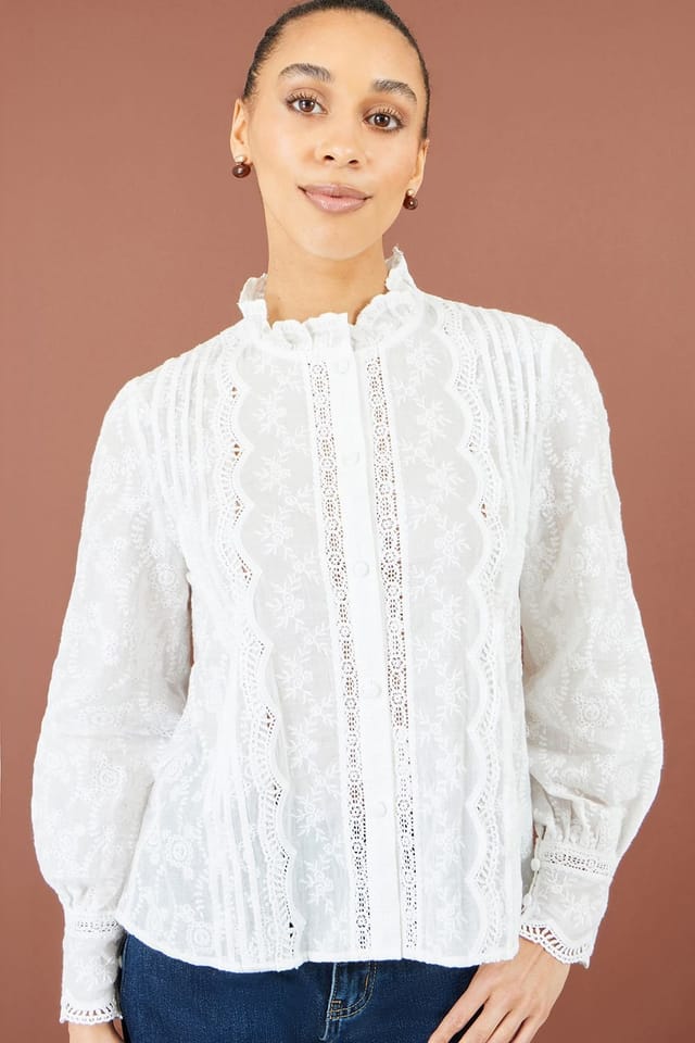 Yumi Yumi Women's Floral Cotton Shirt With Lace Details in White - 3