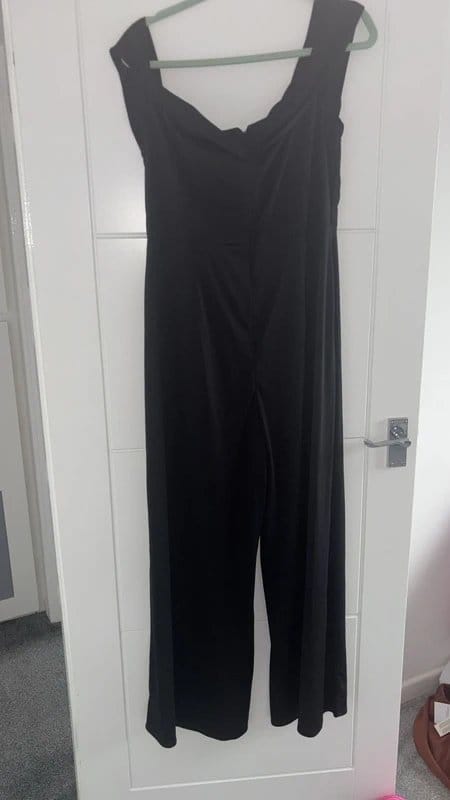 ASOS Curve Off-Shoulder Jumpsuit – Size 16