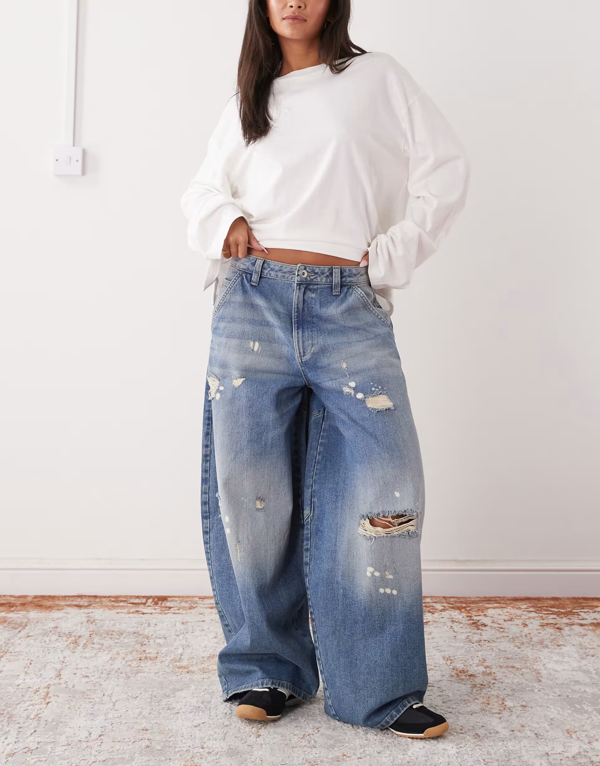 ASOS COLLUSION X006&nbsp;XL balloon low rise jean in worn wash
