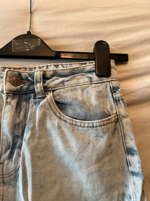 New Look New Look Light Blue Denim Skirt size UK 10 (87)