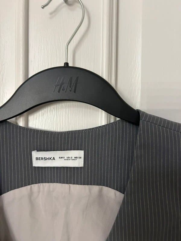 Bershka Bershka cropped waistcoat