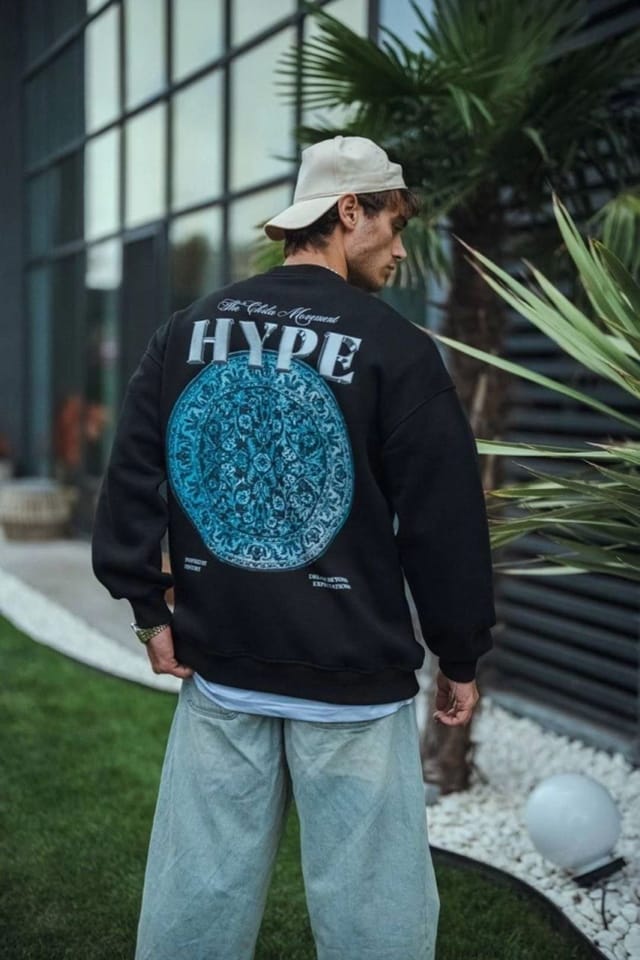 Janes Janes Men's Oversized Crew Neck Printed Sweatshirt in Black - 2
