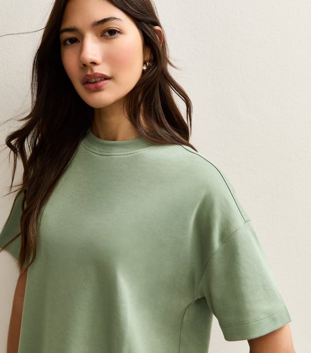 New Look Women's Premium Light Khaki Heavyweight Cotton Boxy Fit T-Shirt New Look - 3