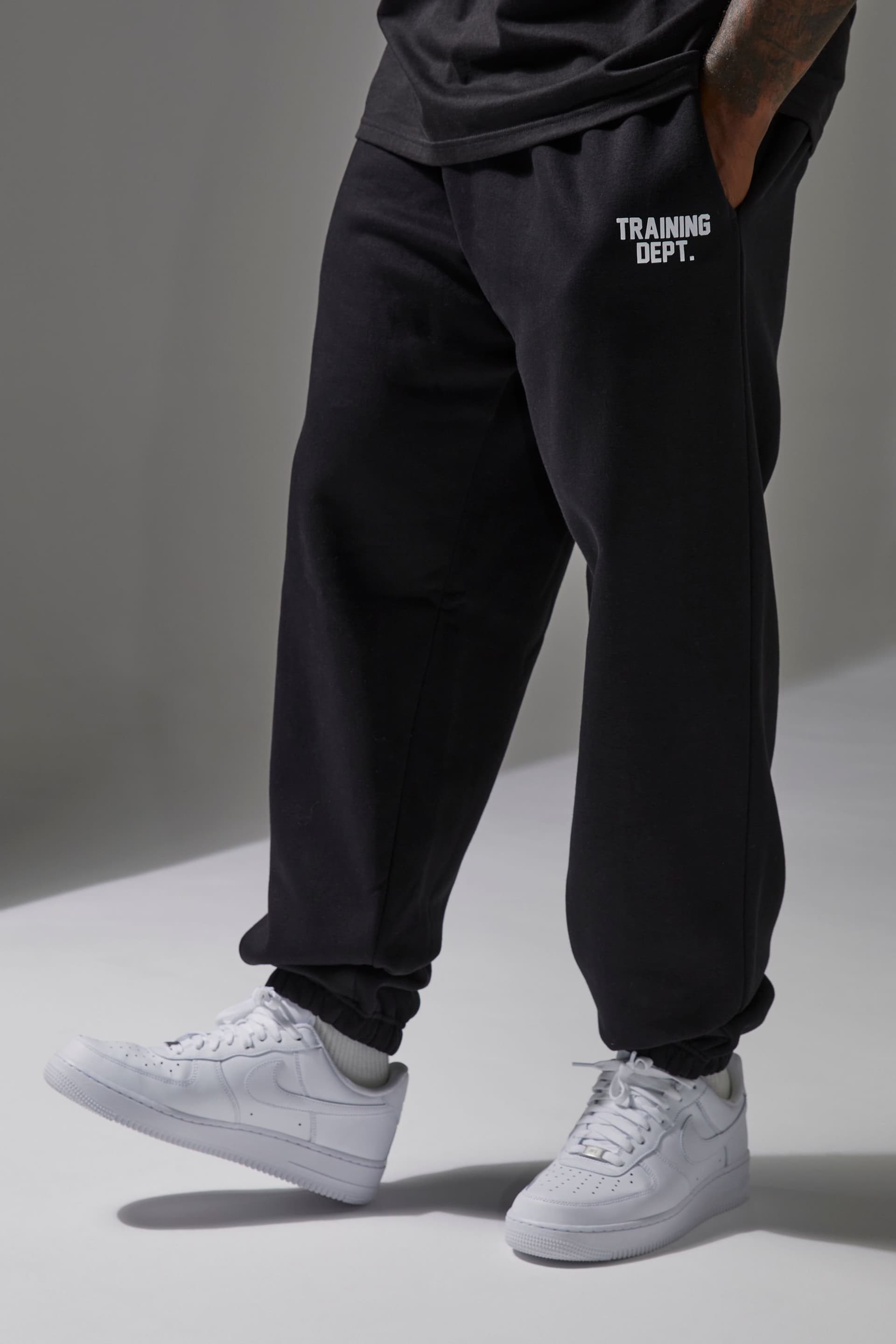 Training Dept. Training Dept. Men's Training Dept Oversized Jogger in Black