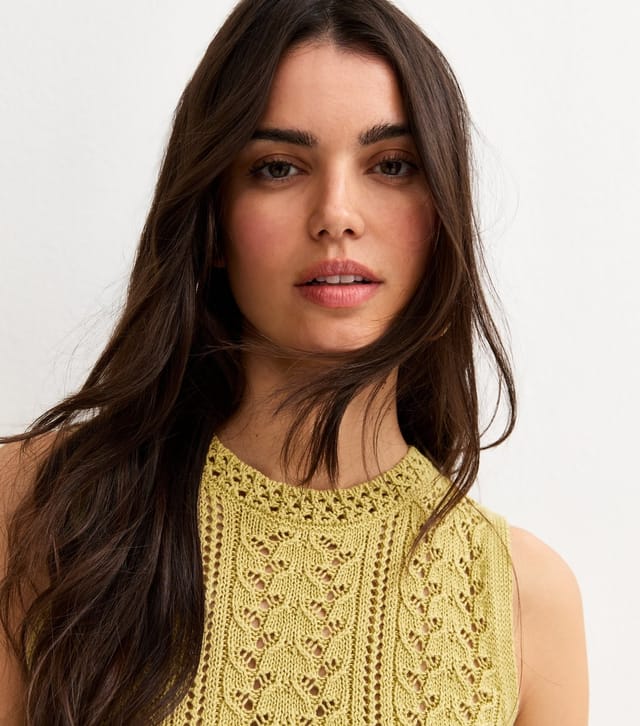 New Look Women's Green Cotton Rich Scallop Hem Pointelle Knitted Vest New Look - 3