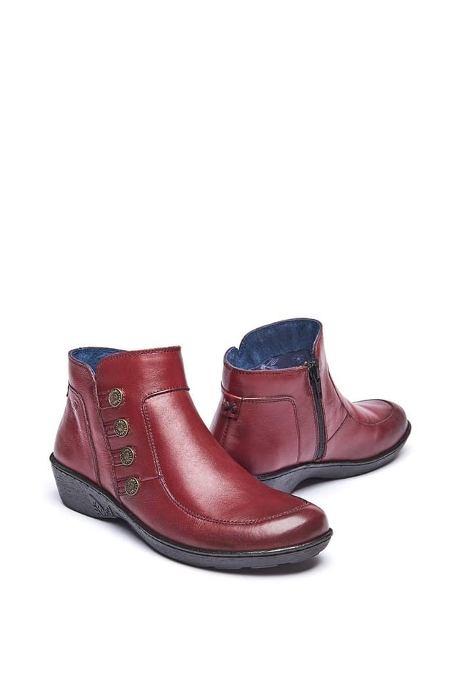 Moshulu Moshulu Women's 'Fruit Drop 2' Lightweight Ankle Boots in Dark Red - 2