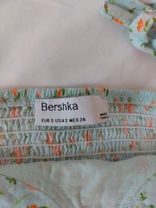 Bershka Bershka blue floral crop top size 6