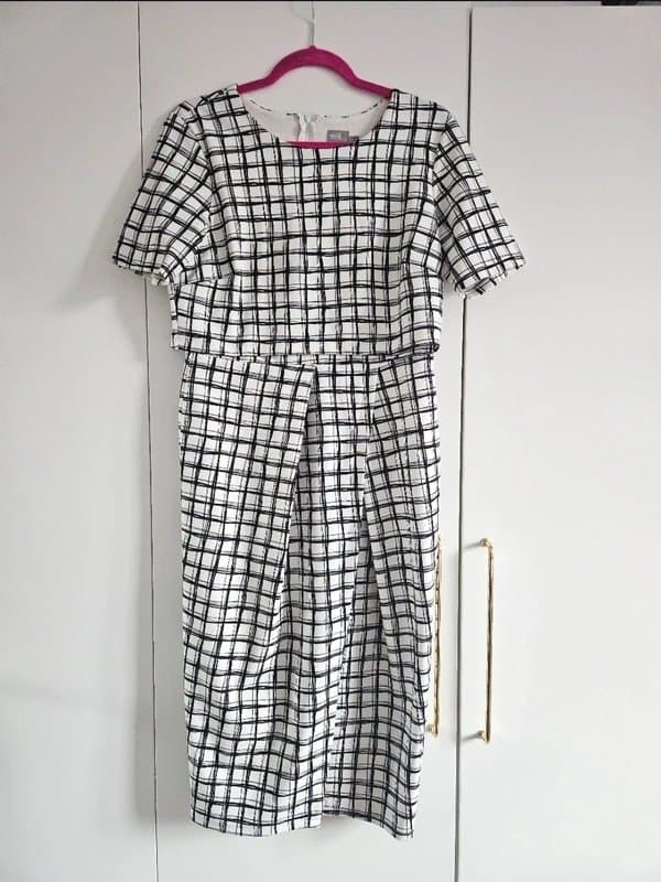 ASOS ASOS white and black check pencil dress with faux top - size 14