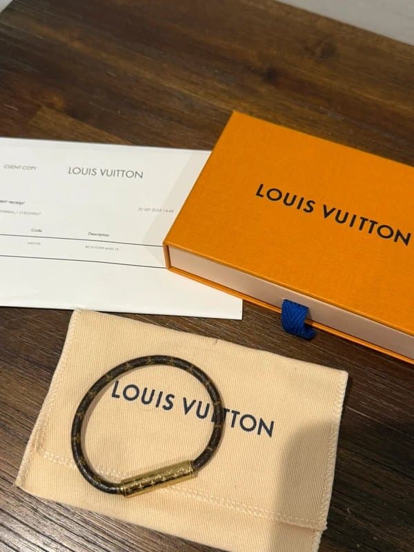 Louis Vuitton Louis Vuitton confidential bracelet 19
