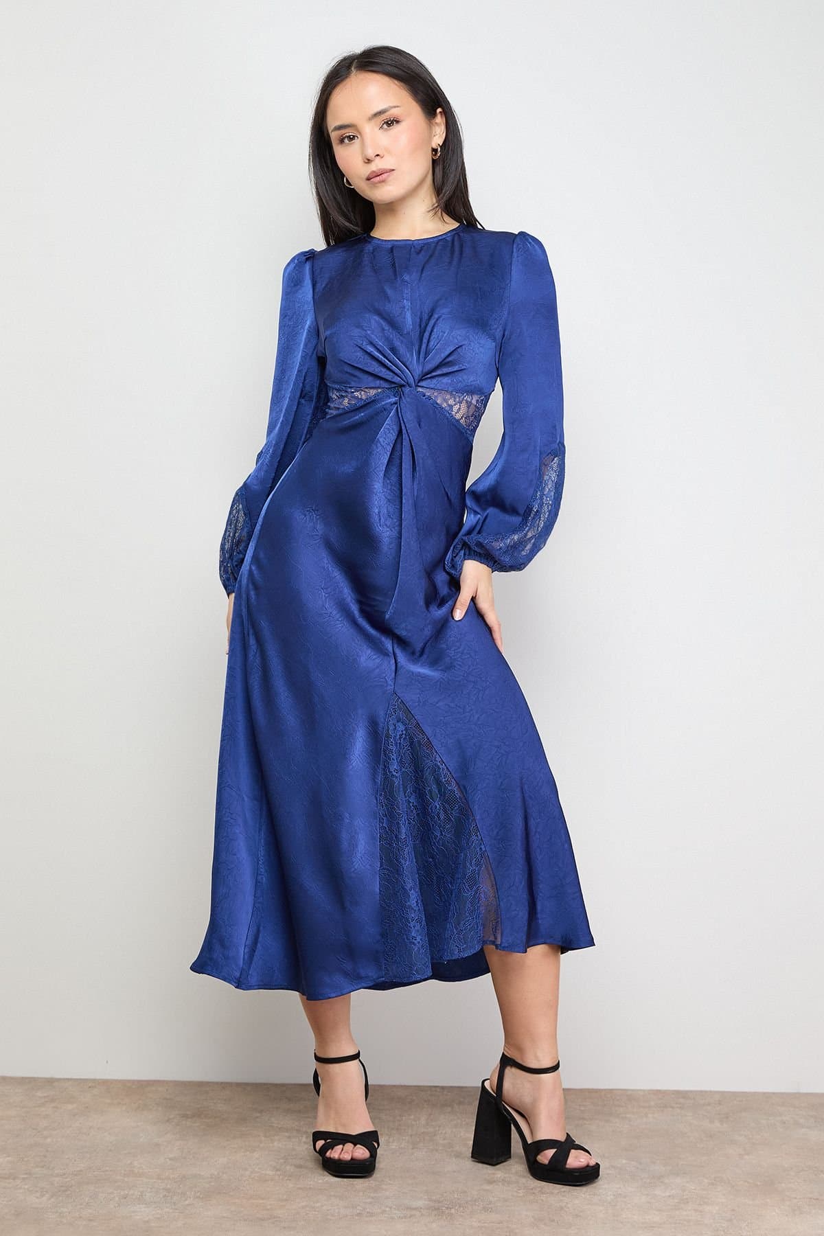 Oasis Oasis Women's Petite Lace Insert Satin Midi Dress in Blue