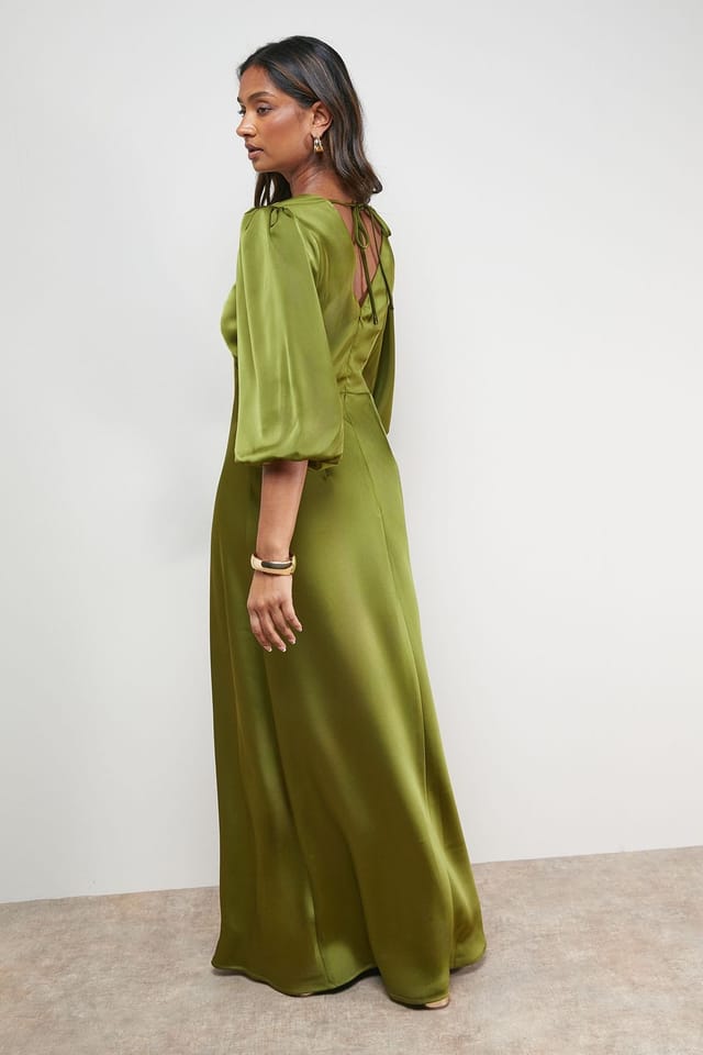Oasis Oasis Women's Satin V Neck Balloon Sleeve Bias Midi Dress in Olive - 3