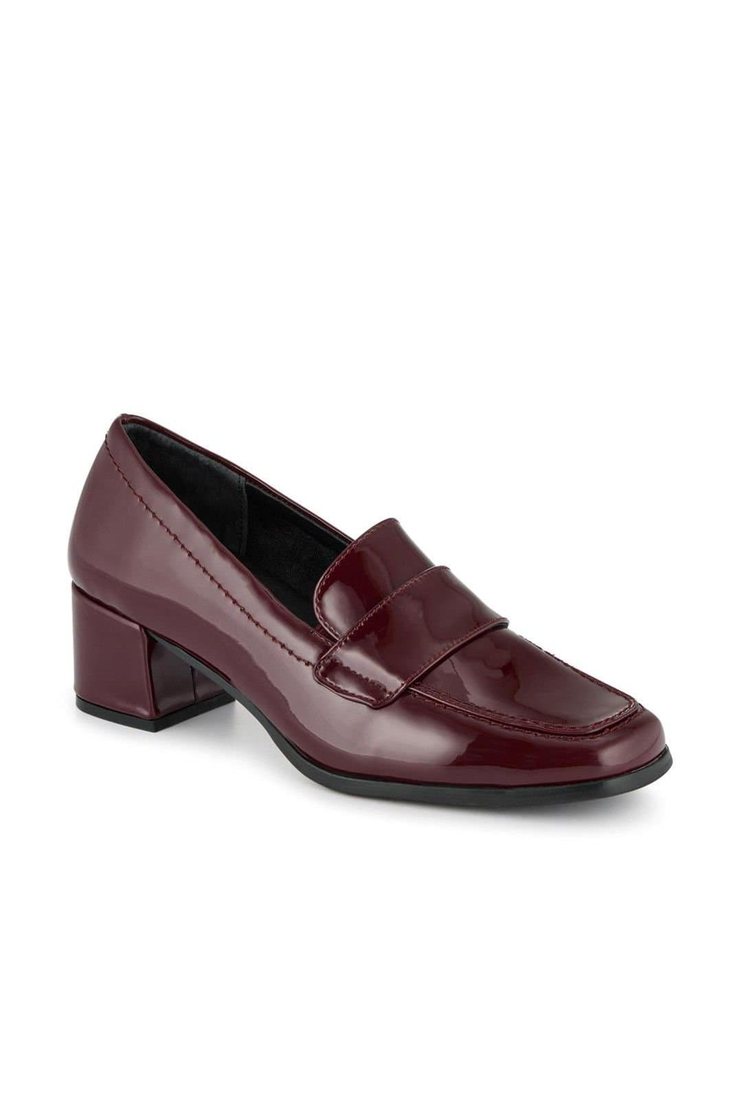 Jones Bootmaker Jones Bootmaker Women's Brielle Patent Leather Heeled Loafers in Burgundy