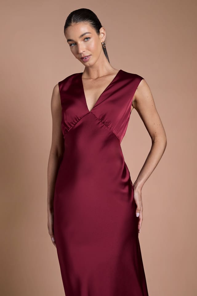 Oasis Oasis Women's Wine Satin Open Back Detail Maxi Bridesmaid Dress - 2