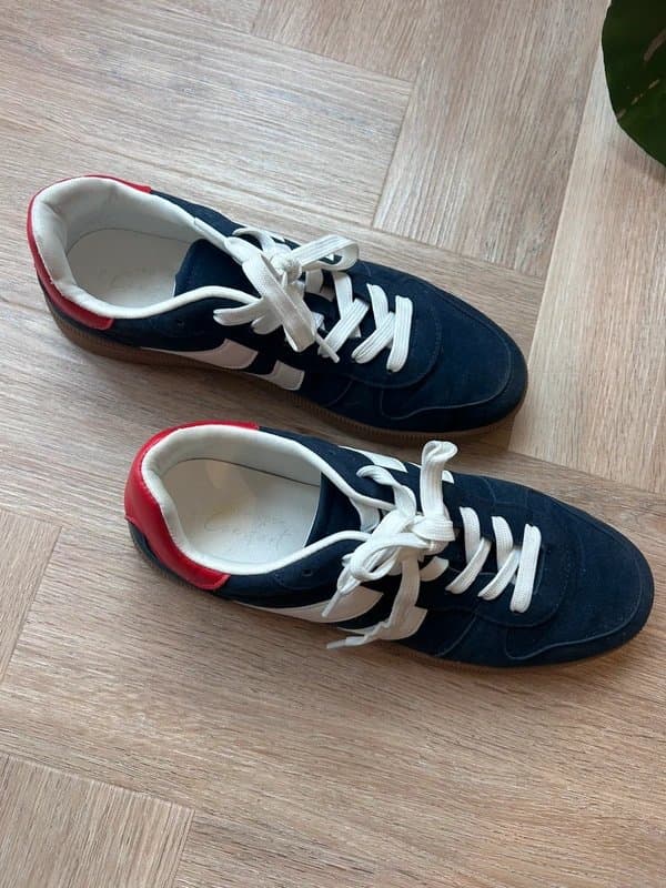 New Look New look comfort trainers. Size 7.