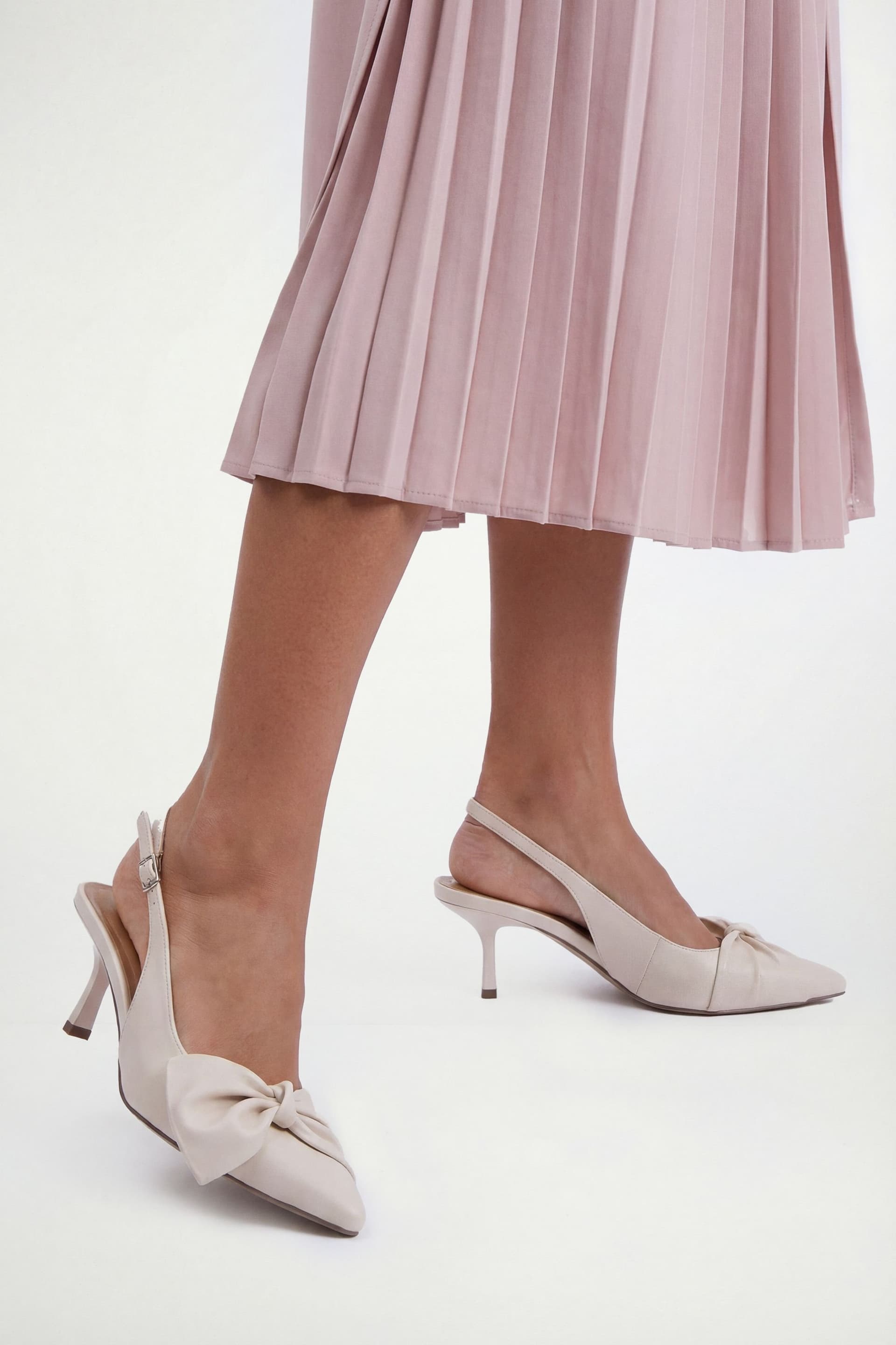 Wallis Wallis Women's Maggie Faux Leather Bow Detail Slingback Comfort Pointed Kitten Heel Court Shoes in Bone