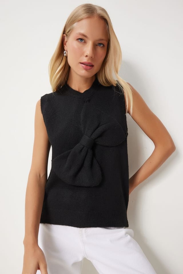Happiness Istanbul Happiness Istanbul Women's Textured Ribbed Sleeveless Sweater Vest with Ribbon Detail in Black - 2