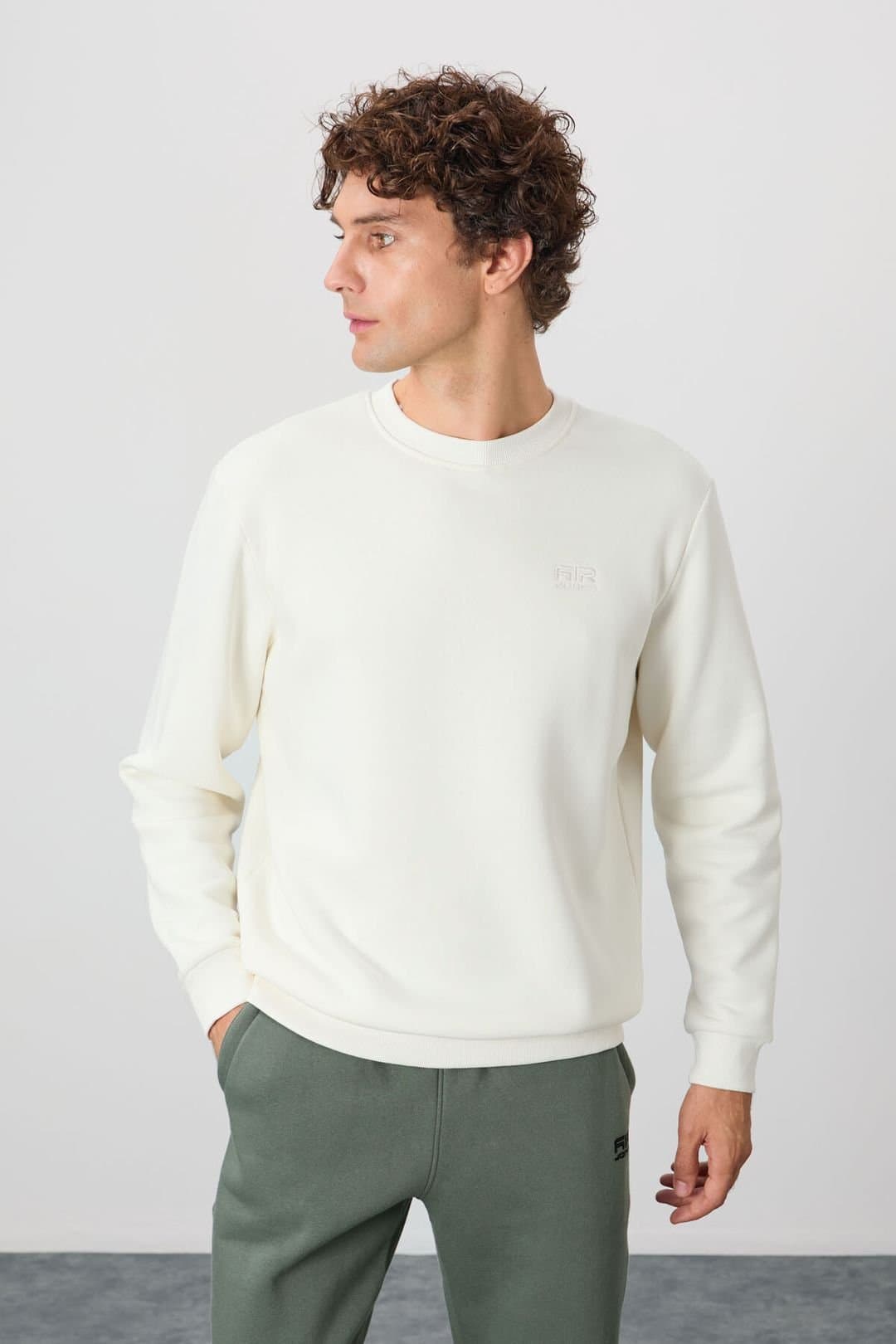Tommy Life Tommy Life Men's Regular Fit Crew Neck Sweatshirt in Off-White