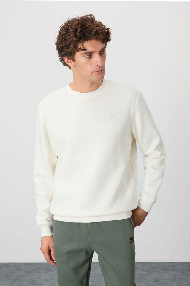 Tommy Life Tommy Life Men's Regular Fit Crew Neck Sweatshirt in Off-White - 3