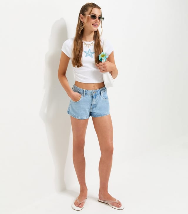 New Look Girls' Light Blue Denim Hot Pants New Look - 3
