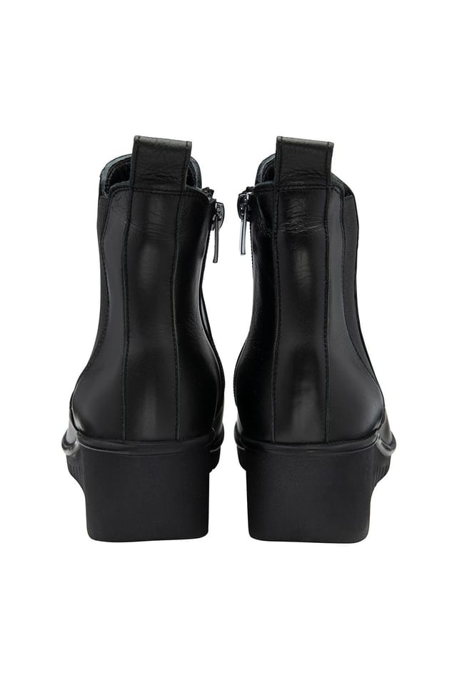 Lotus Lotus Women's Black Leather 'Dresden' Wedge Ankle Boots - 3