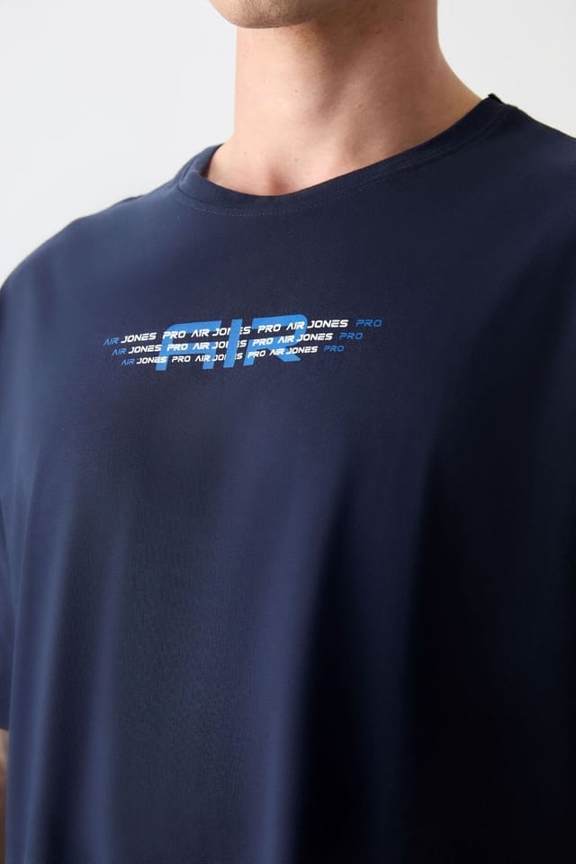 Tommy Life Tommy Life Men's Oversized Cotton Logo T-Shirt in Navy - 3