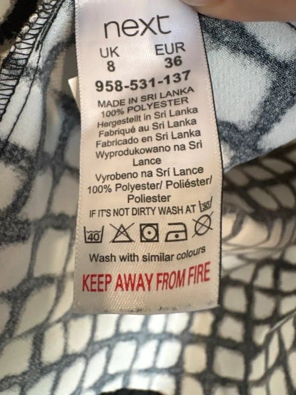 Next Next Ladies Sleeveless V-Neck Top Black & White Grid Print Blouse Size 8